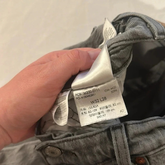 Levi’s 501® ORIGINAL CROPPED WOMEN'S JEANS excellent condition size 32 - Picture 5 of 7